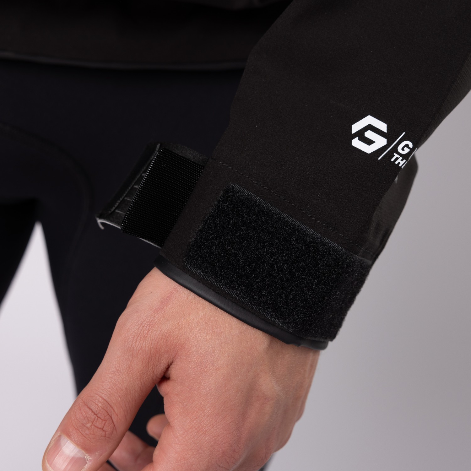 Gul Junior Shore Recore Graphene Taped Spray Top 2026 - Noir St0030